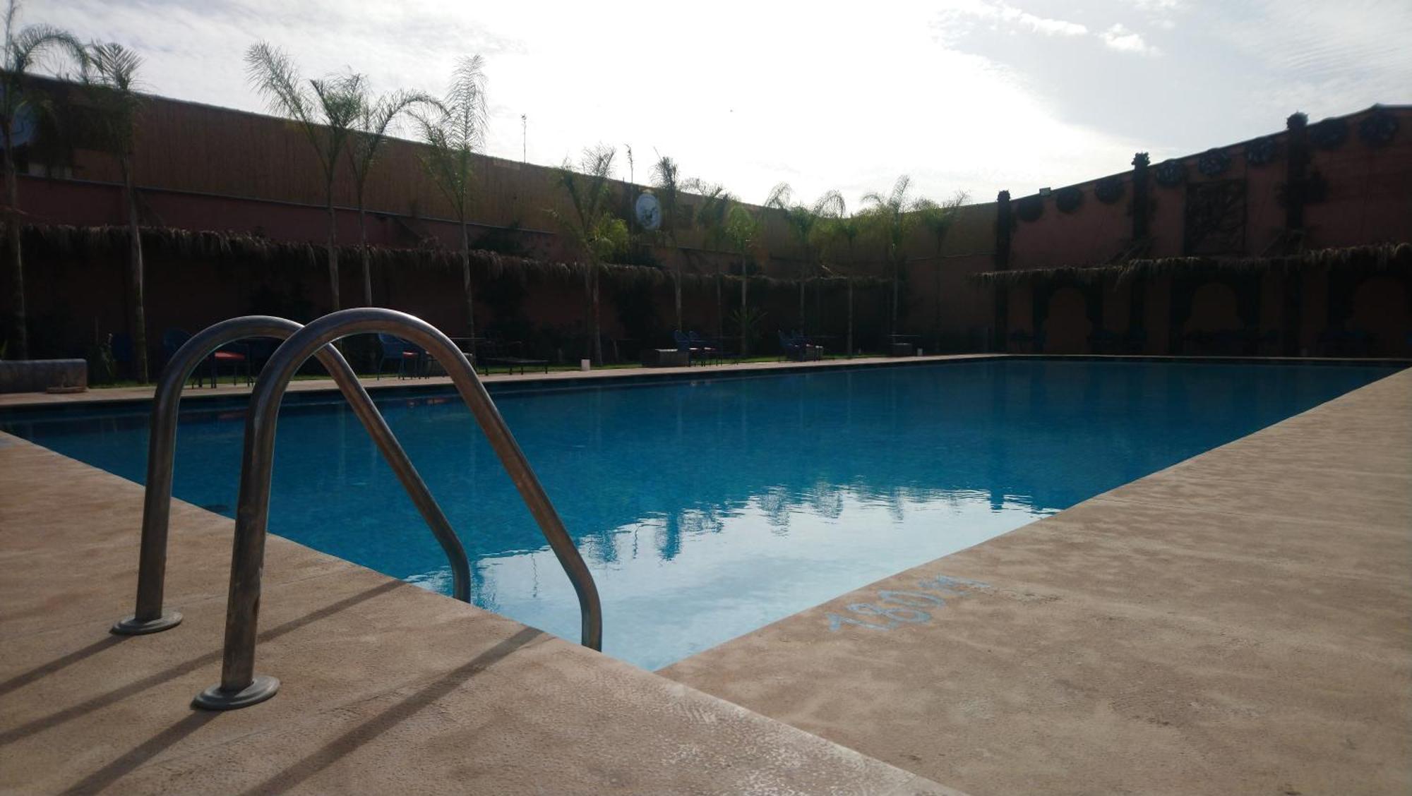 Oulad Lahsene L'Auberge De Tennis Msc מראה חיצוני תמונה